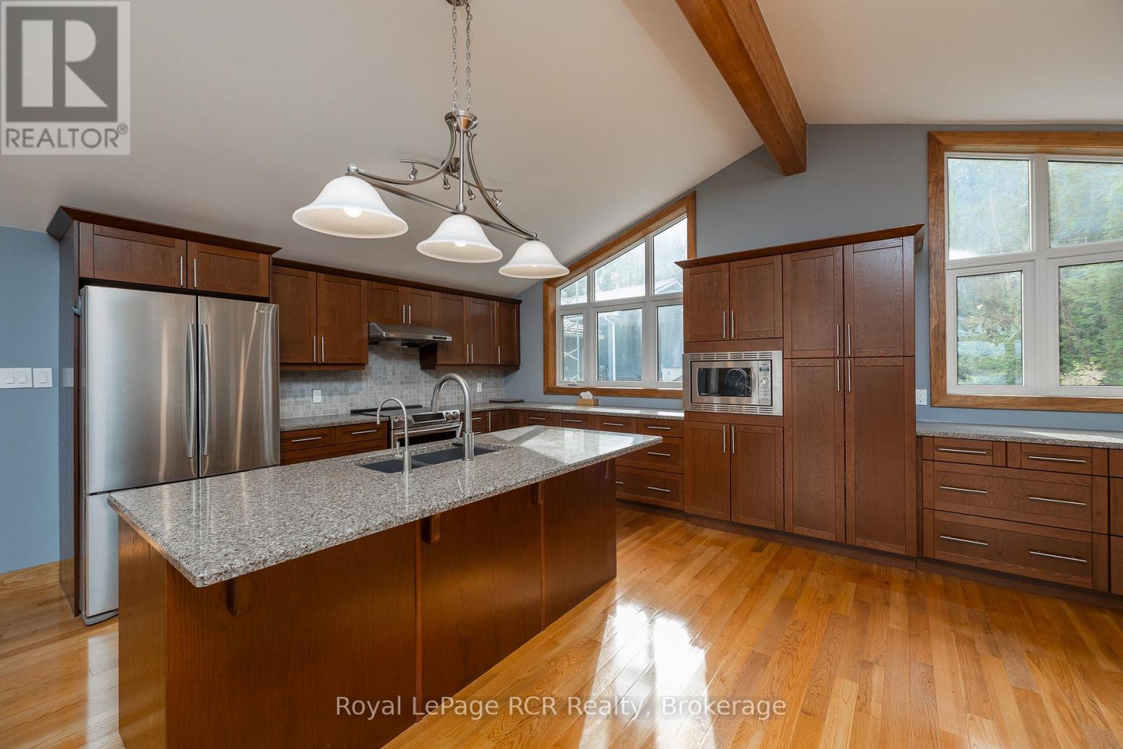 123 LAKEVIEW ROAD - 10