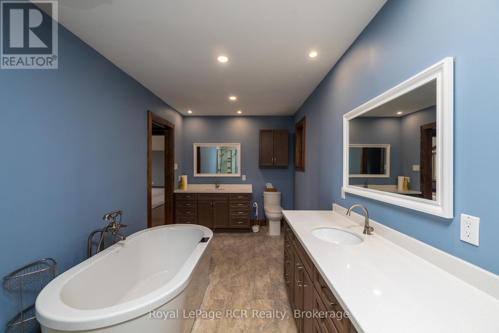 123 LAKEVIEW ROAD - 16
