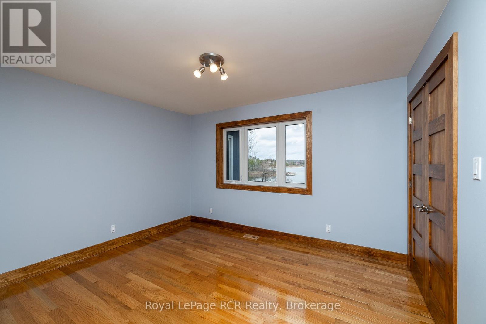 123 LAKEVIEW ROAD - 18