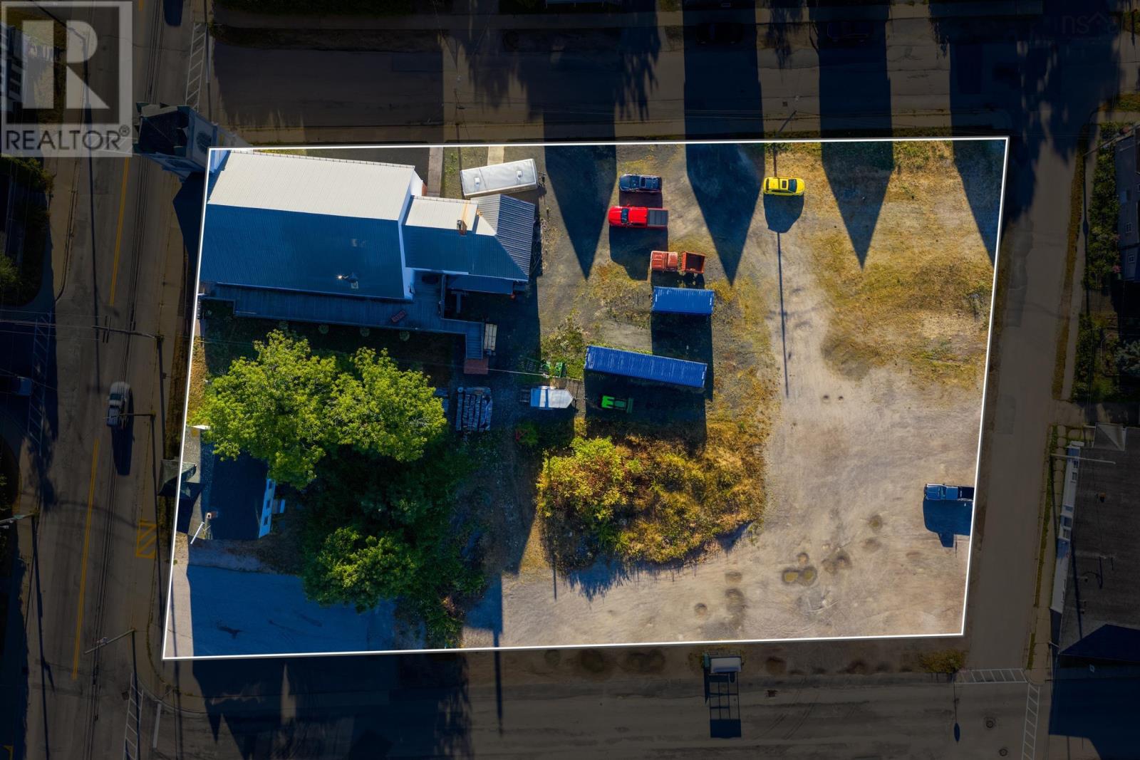 Property 45 of 49 of 298 Granville Street E