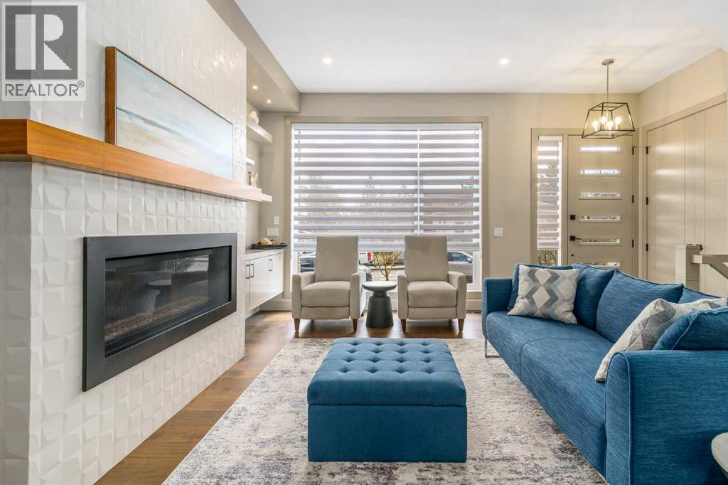 Single Family House for Sale in   Avenue SW Shaganappi Calgary 