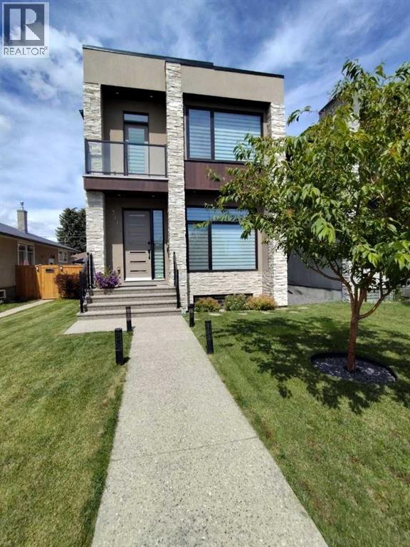 Single Family House for Sale in   Avenue SW Shaganappi Calgary 