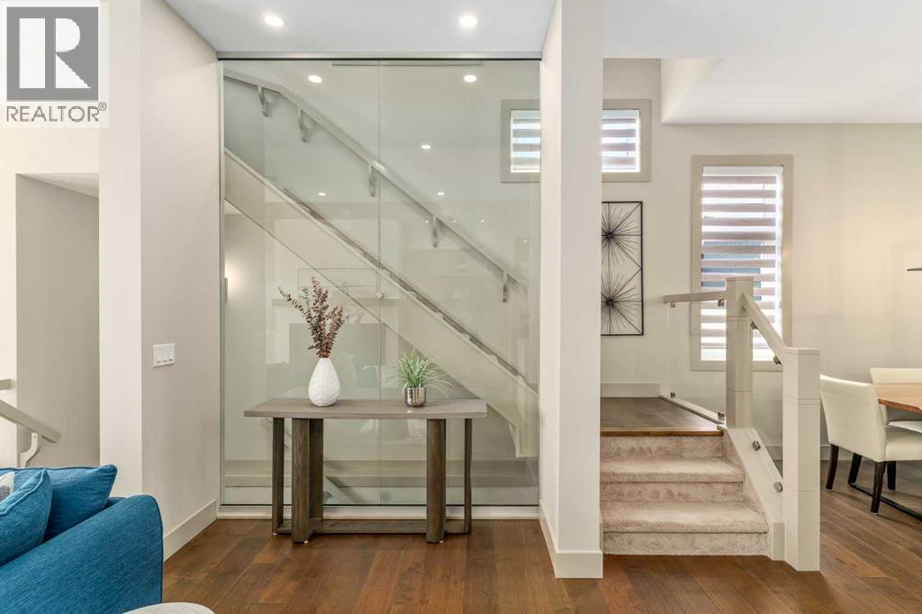 Single Family House for Sale in   Avenue SW Shaganappi Calgary 