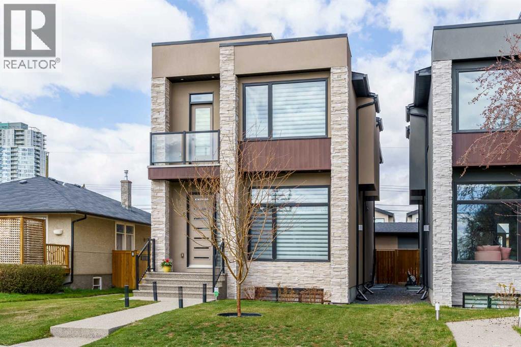 Single Family House for Sale in   Avenue SW Shaganappi Calgary 