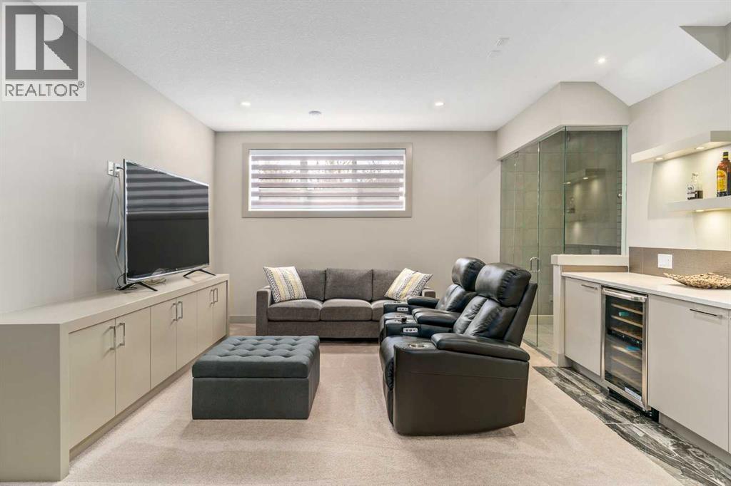 Single Family House for Sale in   Avenue SW Shaganappi Calgary 