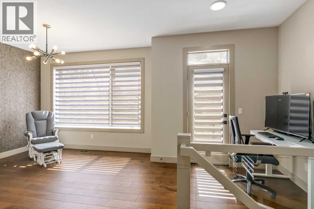 Single Family House for Sale in   Avenue SW Shaganappi Calgary 