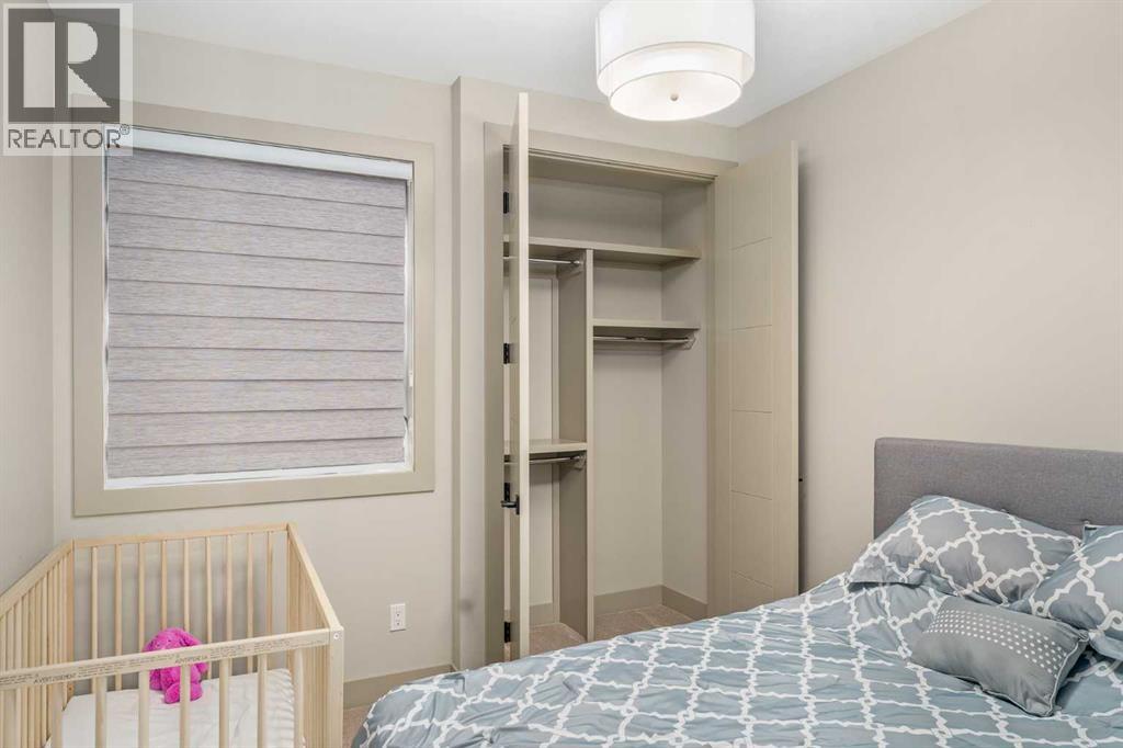 Single Family House for Sale in   Avenue SW Shaganappi Calgary 