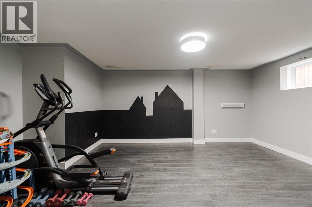 168 Burton Place, Fort McMurray