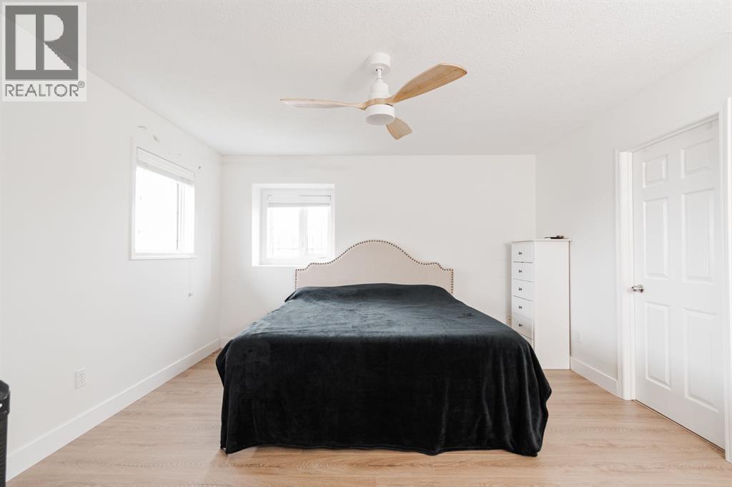 168 Burton Place, Fort McMurray