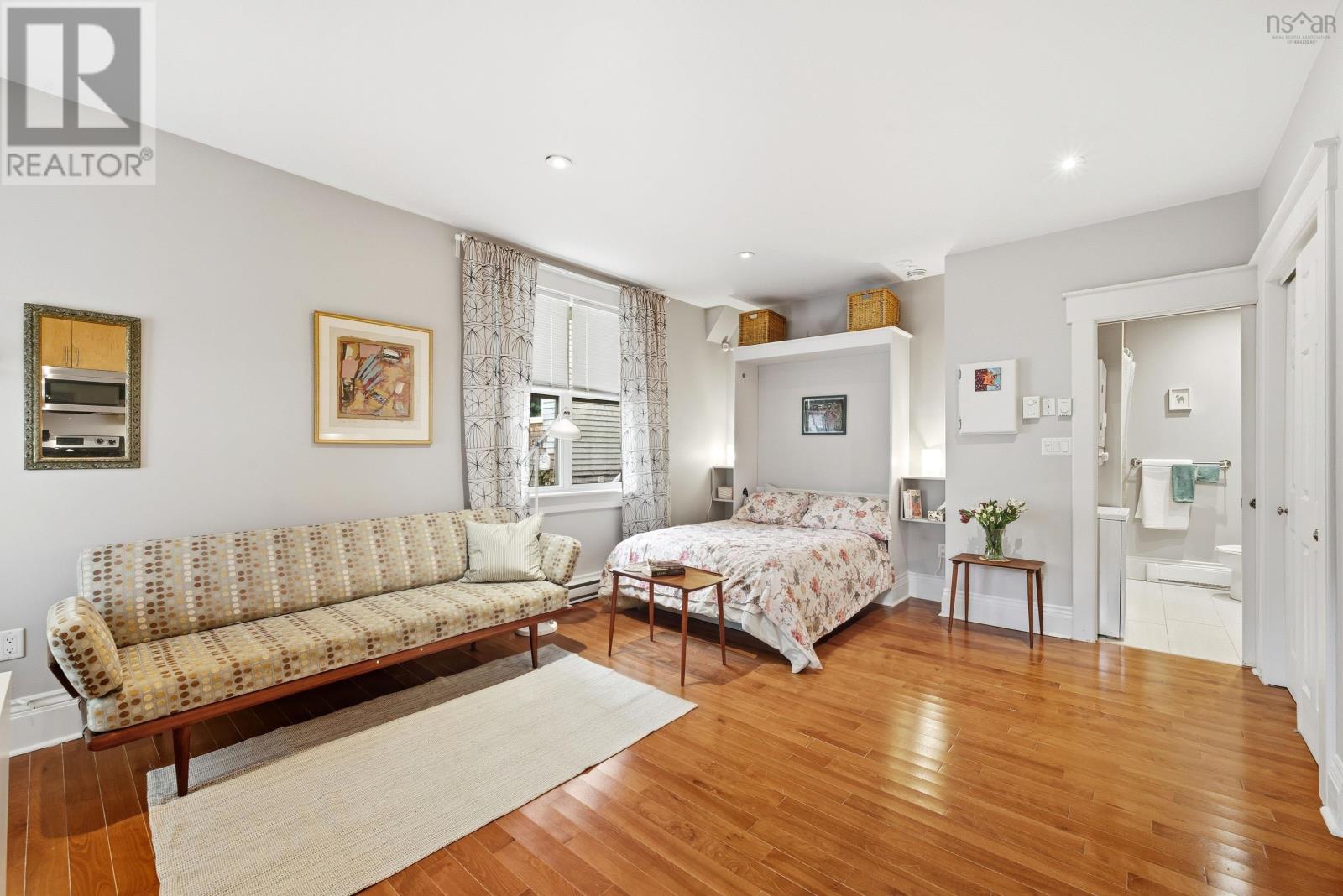 Property 12 of 16 of 5 1036 Bland Street