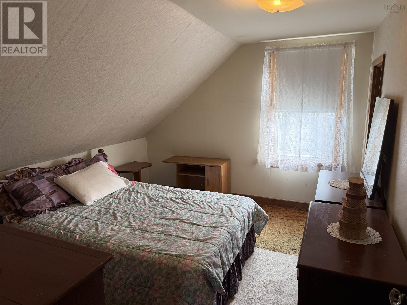 Property 16 of 21 of 2103 South Main Street