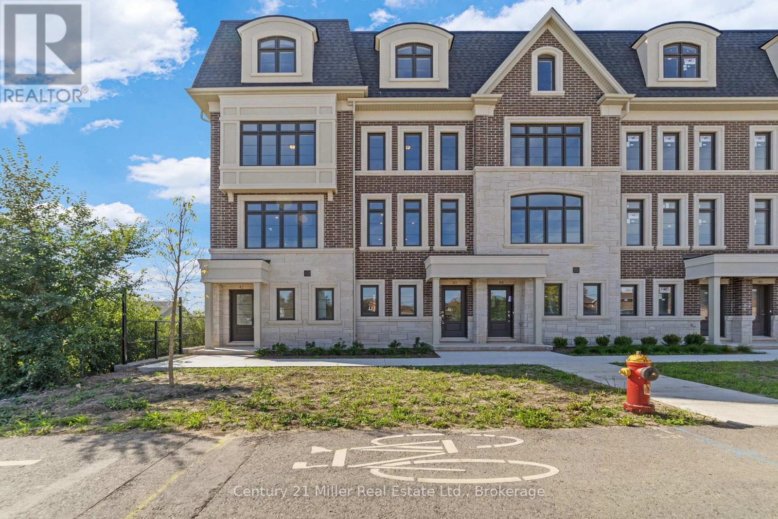 #42 2140 TRAFALGAR ROAD - 1