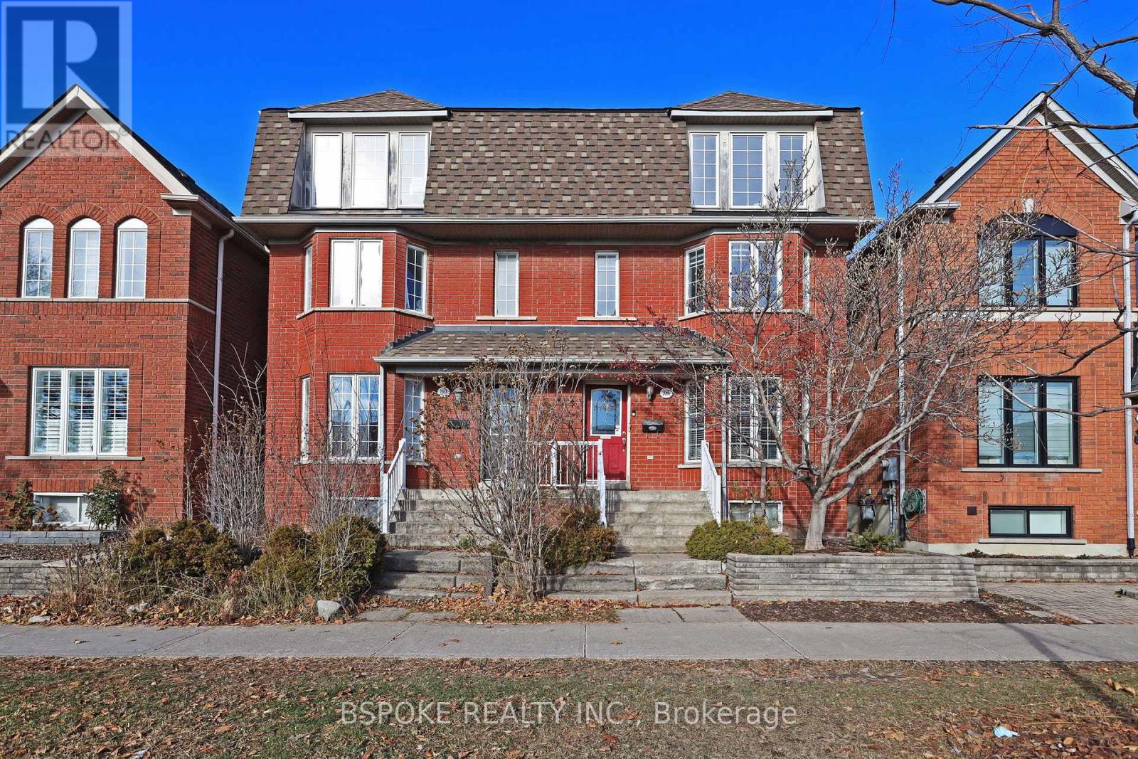 2066 ST CLAIR AVENUE W - Photo 2 of 40, Toronto (Junction Area), Ontario