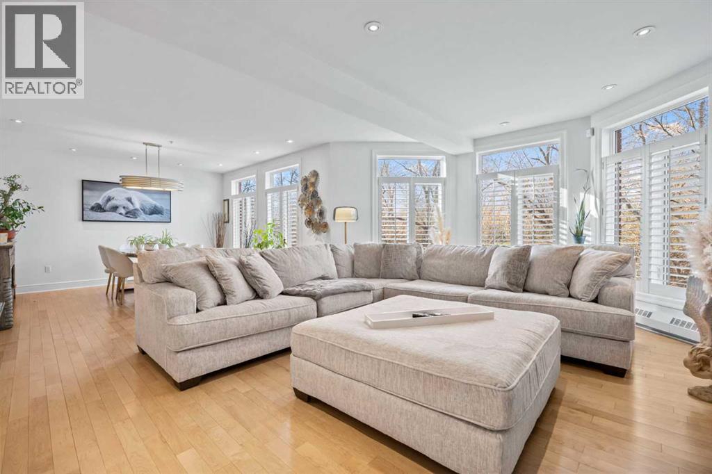 Single Family House for Sale in   Eau Claire Avenue SW Eau Claire Calgary 