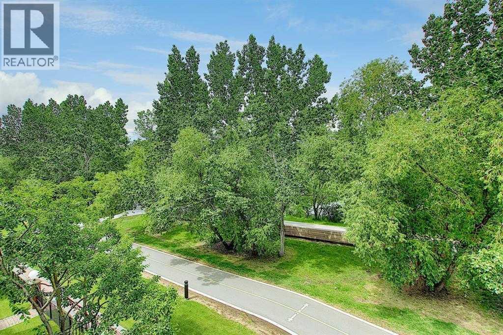 Single Family House for Sale in   Eau Claire Avenue SW Eau Claire Calgary 