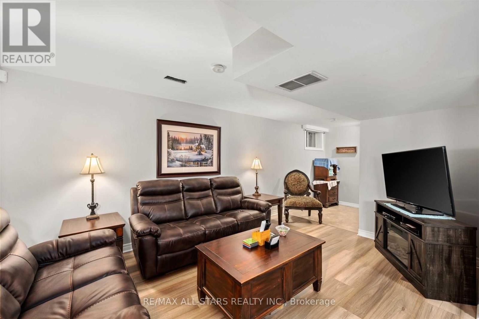 4 ALICE Unit Bsmt photo 3