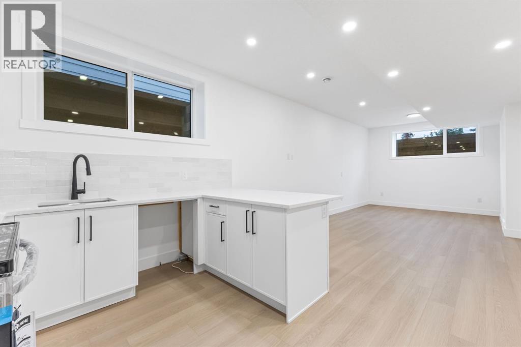 Single Family House for Sale in   Avenue SW Rosscarrock Calgary 