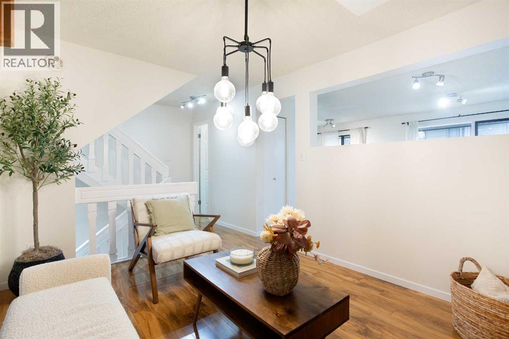 Single Family House 4 Level for Sale in   Oakmoor Way SW Oakridge Calgary 