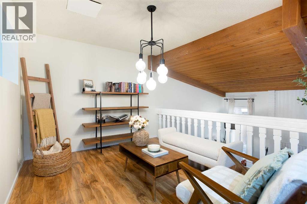 Single Family House 4 Level for Sale in   Oakmoor Way SW Oakridge Calgary 