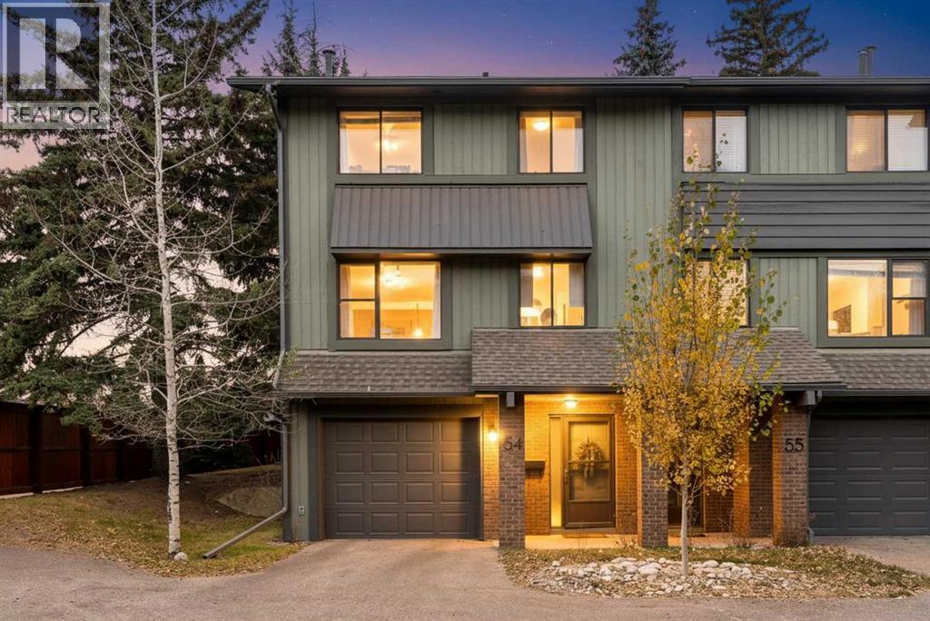 Single Family House 4 Level for Sale in   Oakmoor Way SW Oakridge Calgary 