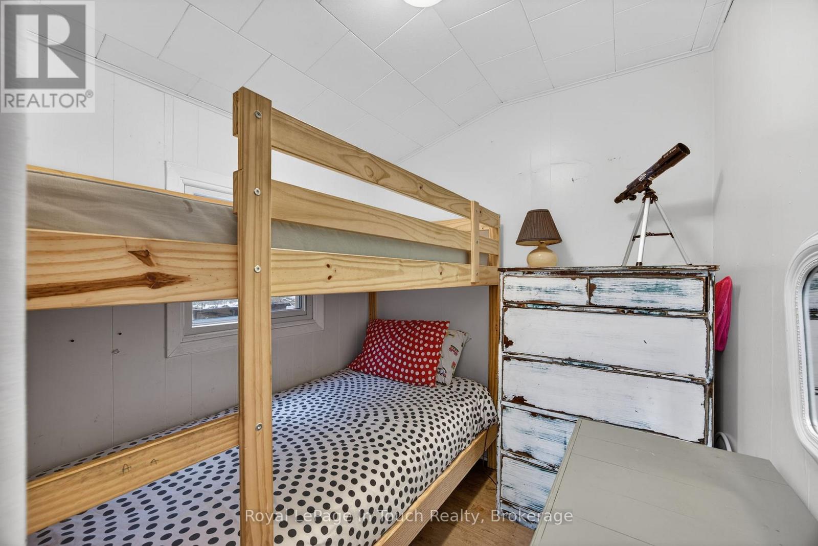85 TINY BEACHES ROAD S - 10