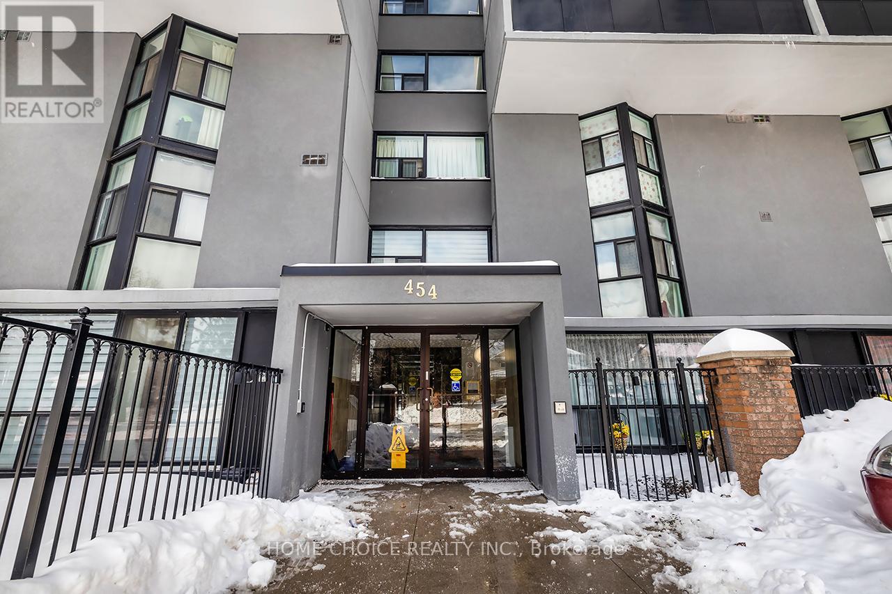 454 Centre Street 412