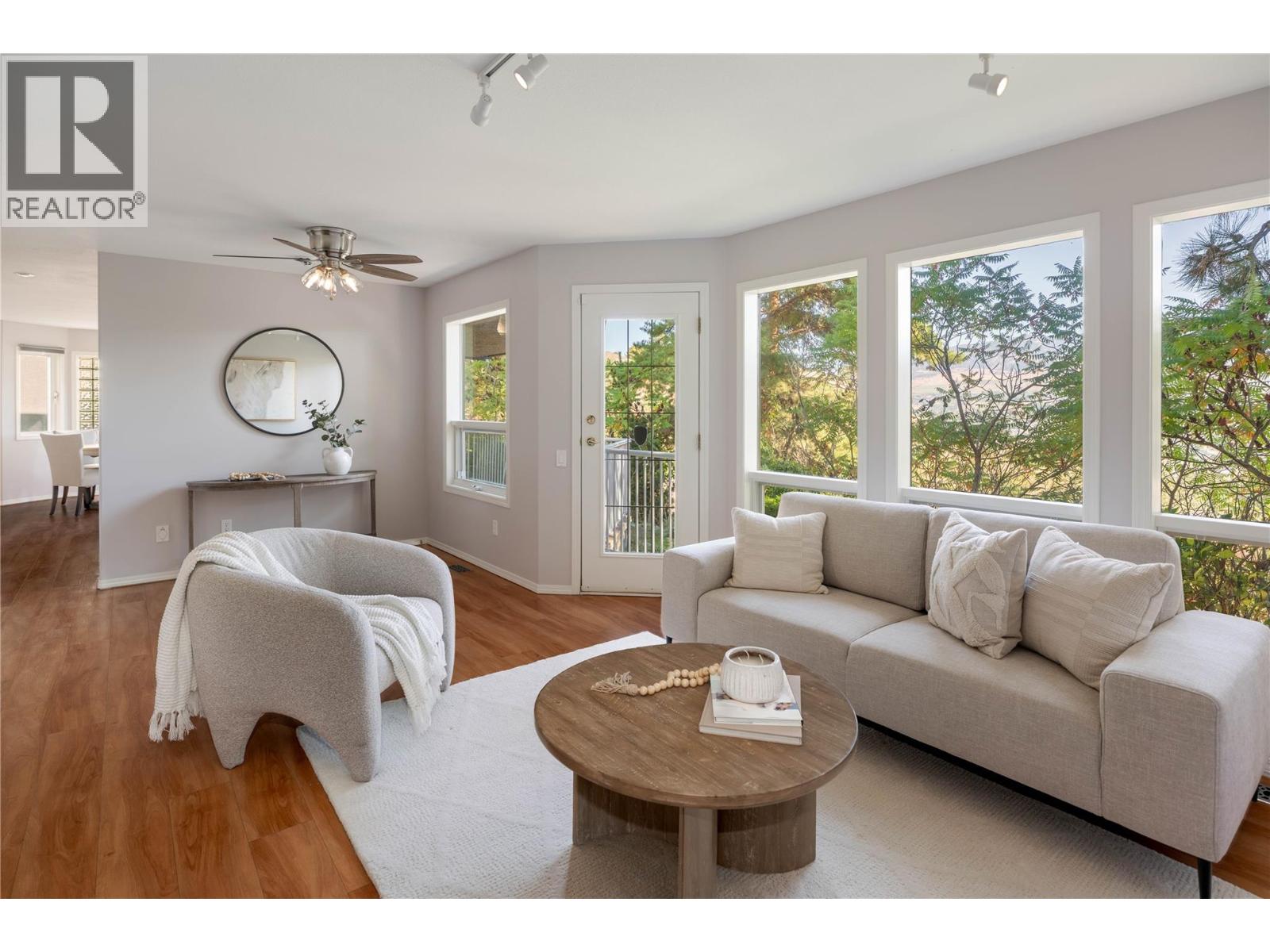 980 DILWORTH Drive Unit# 16, Kelowna