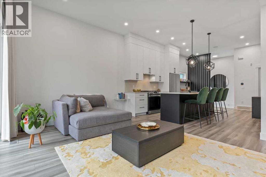 Single Family House for Sale in    Avenue SW South Calgary Calgary 