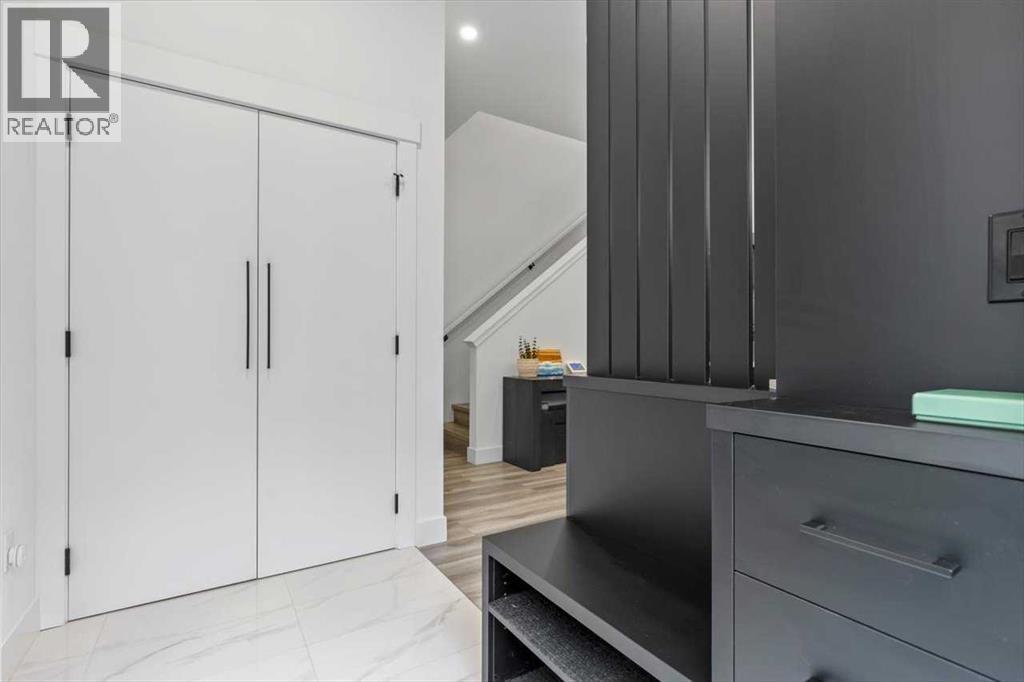 Single Family House for Sale in    Avenue SW South Calgary Calgary 