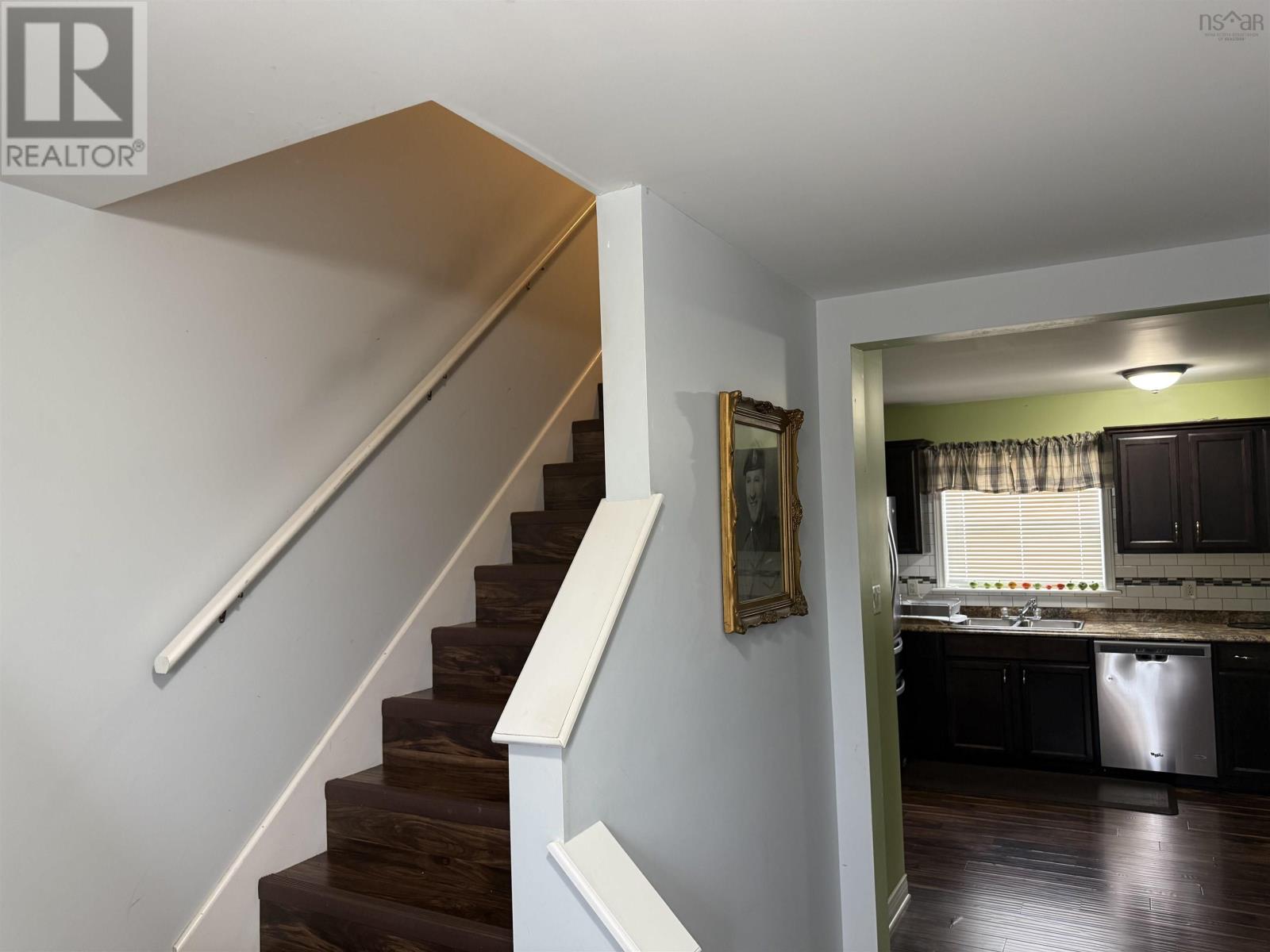 Property 27 of 49 of 339 Hudson Street