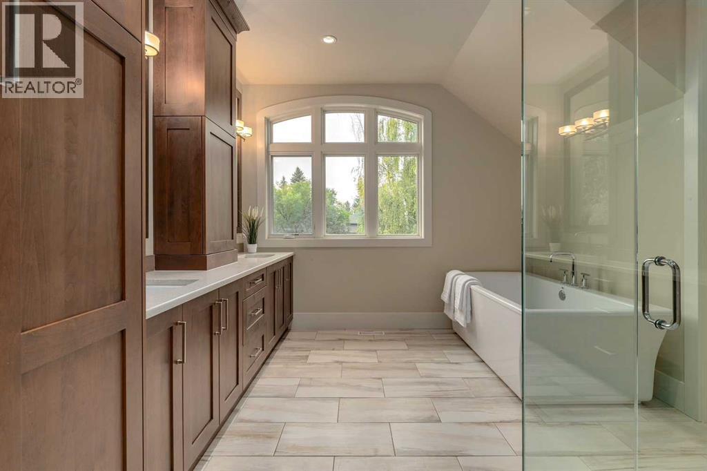 Single Family House for Sale in  Varal Place NW Varsity Calgary 