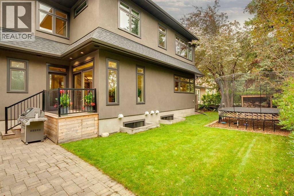 Single Family House for Sale in  Varal Place NW Varsity Calgary 