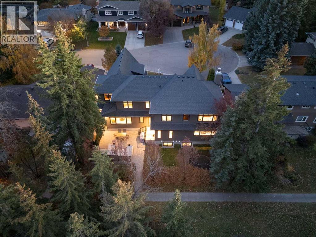 Single Family House for Sale in  Varal Place NW Varsity Calgary 