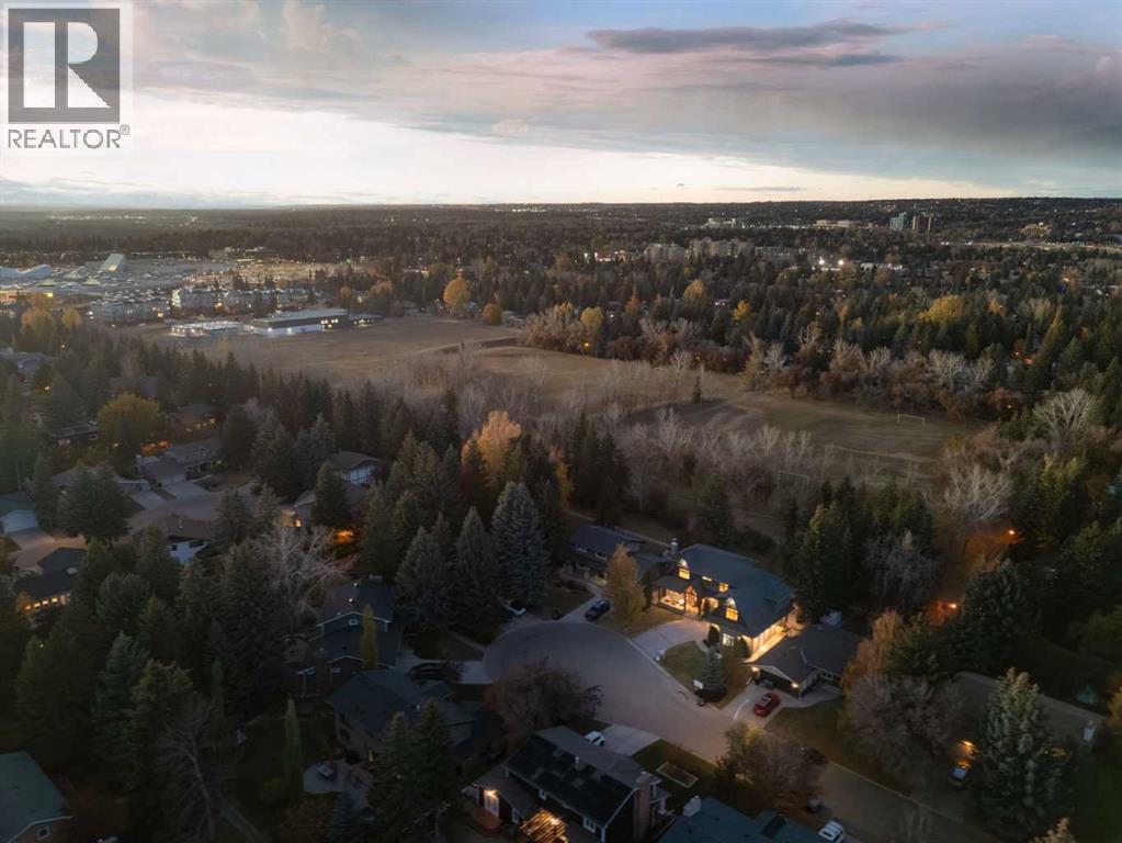 Single Family House for Sale in  Varal Place NW Varsity Calgary 