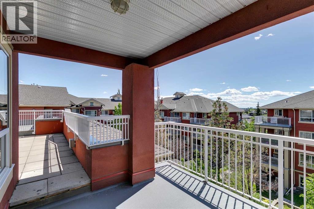 Single Family House for Sale in   Richard Place SW Lincoln Park Calgary 