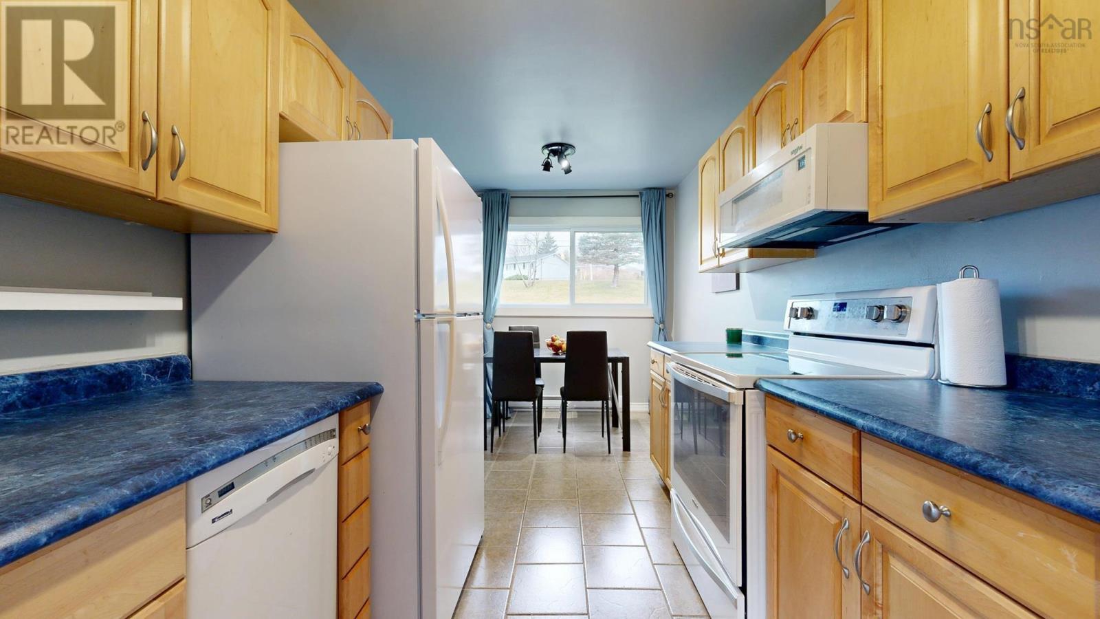 Property 14 of 37 of 1E Arklow Drive