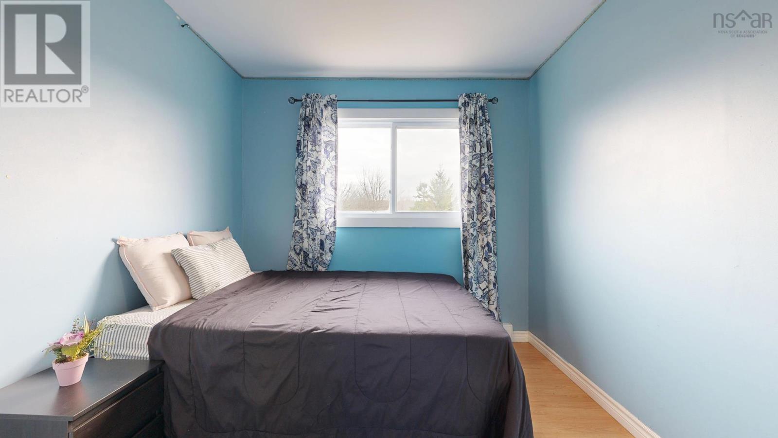 Property 26 of 37 of 1E Arklow Drive