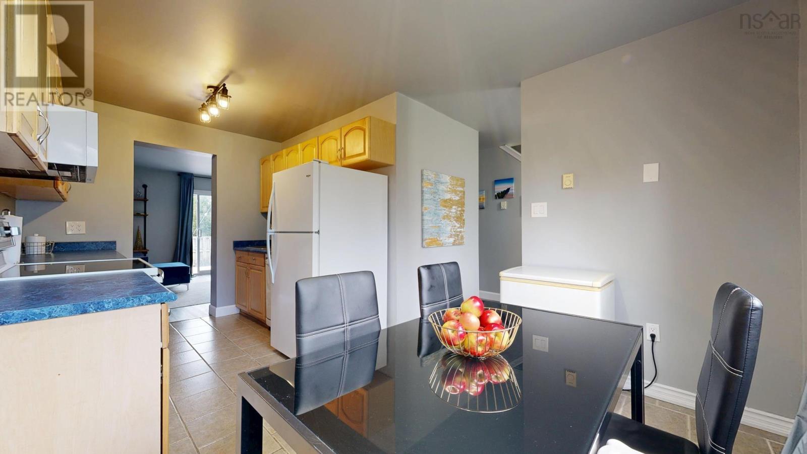 Property 11 of 37 of 1E Arklow Drive