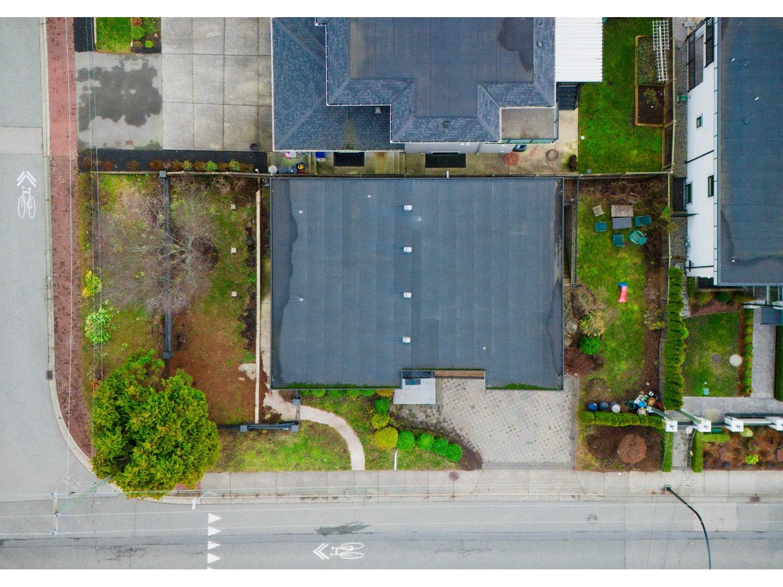 15807 BUENA VISTA AVENUE, White Rock