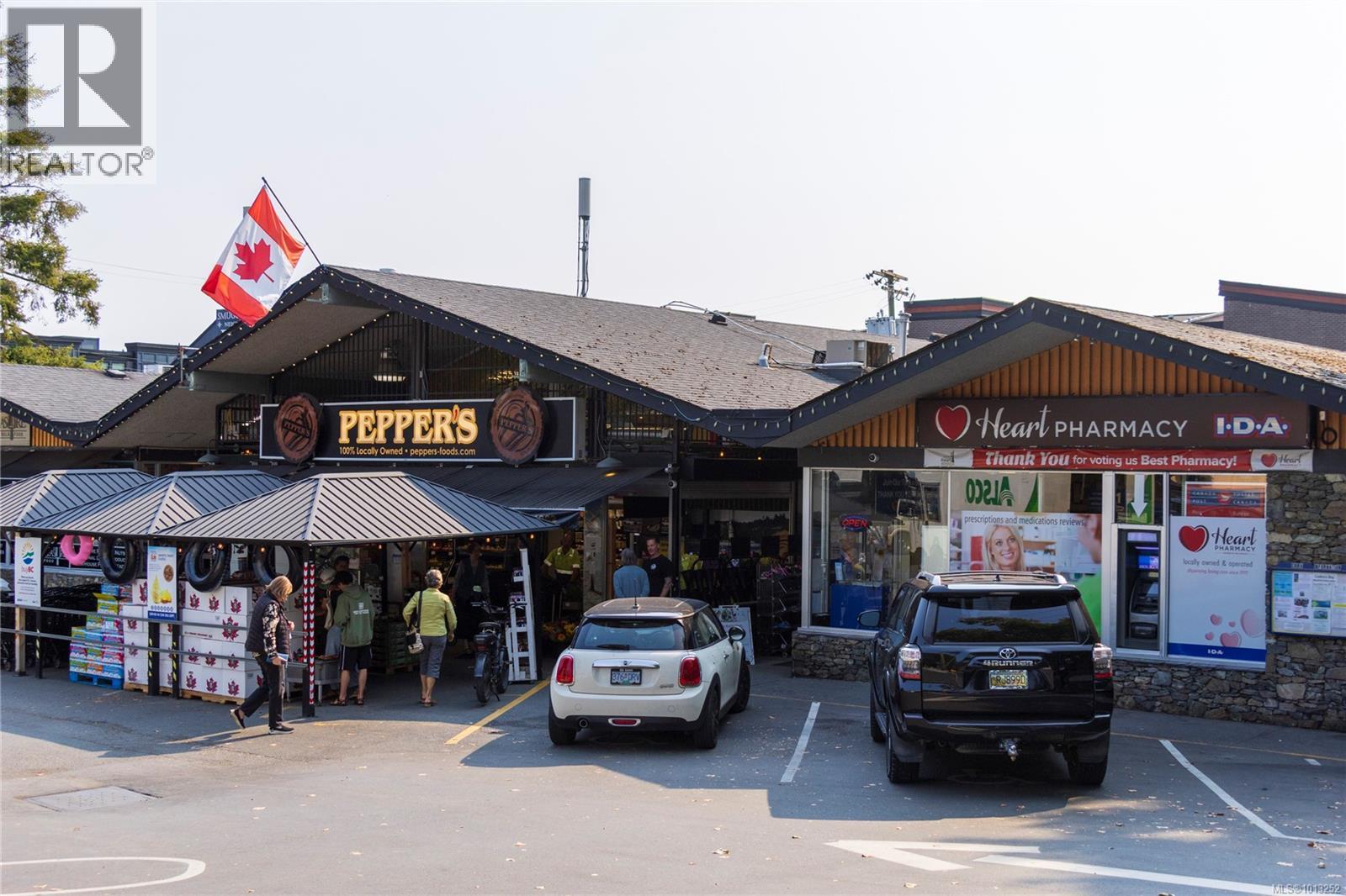 2710 Sea View Rd, Saanich