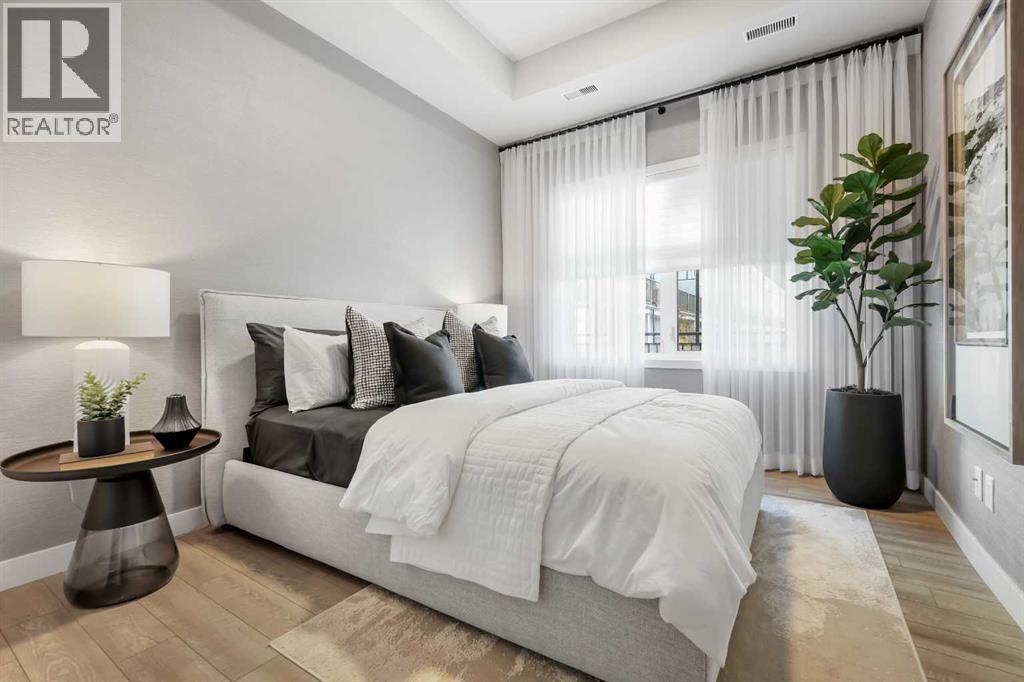 Single Family House for Sale in   Les Jardins Park SE Douglasdale/Glen Calgary 