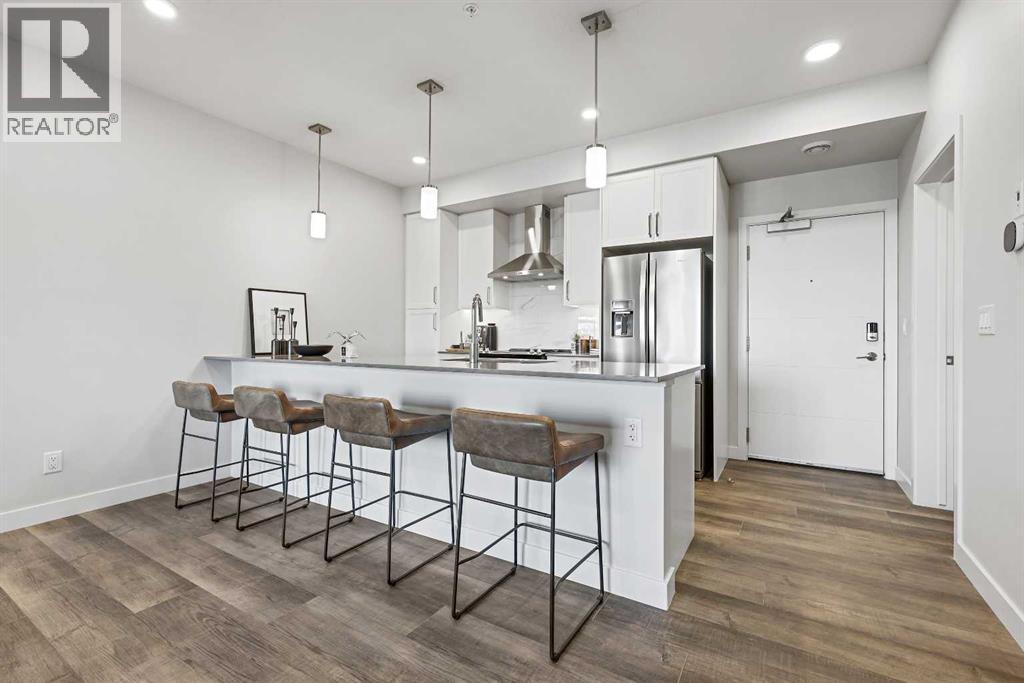 Single Family House for Sale in   Les Jardins Park SE Douglasdale/Glen Calgary 