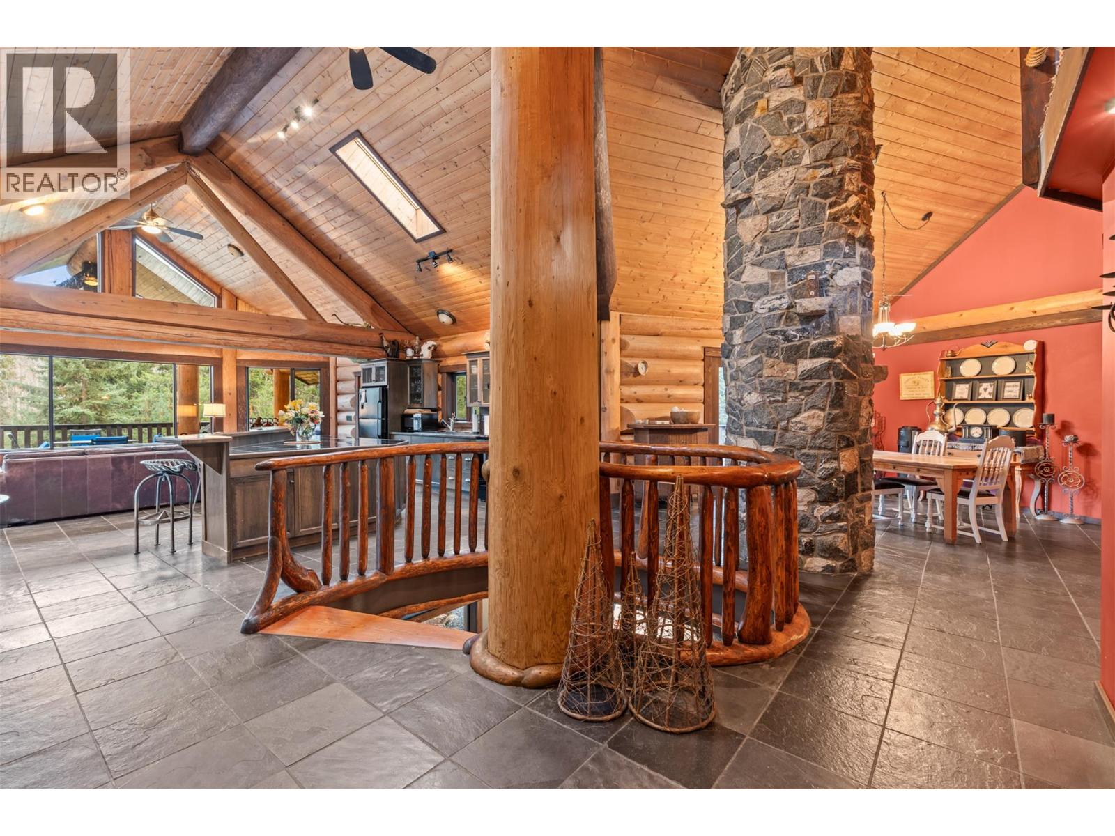 1703 Hillier Road, Sicamous