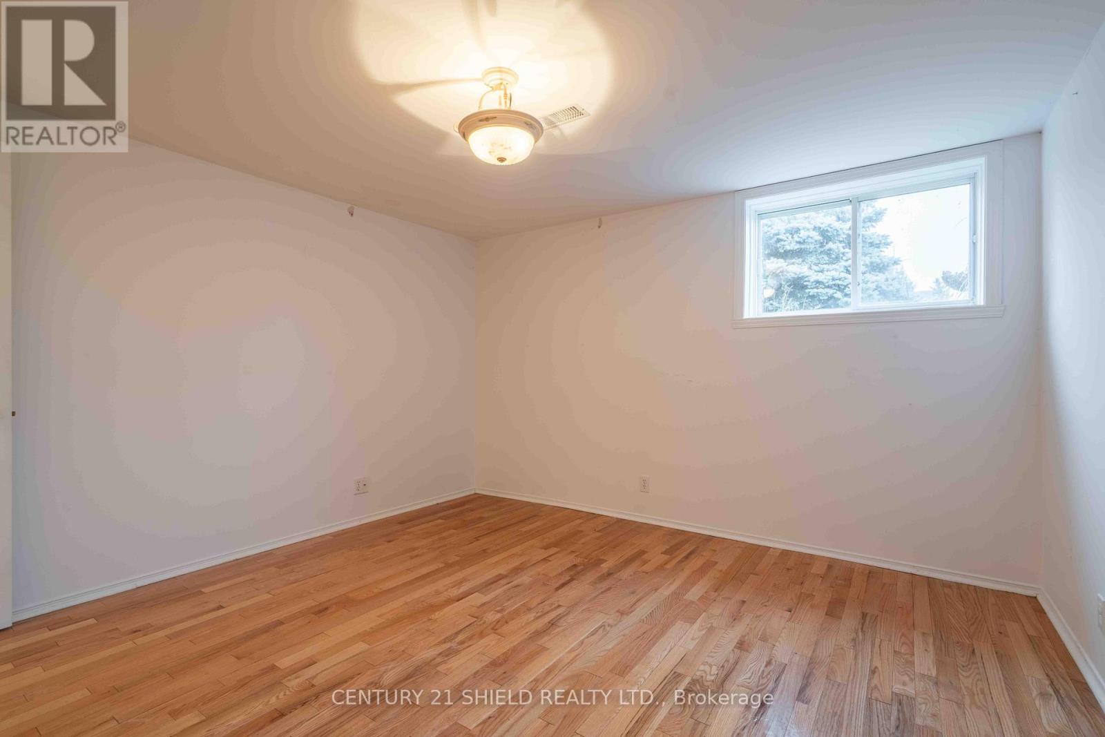 21255 MCNAUGHTON COURT E - 27
