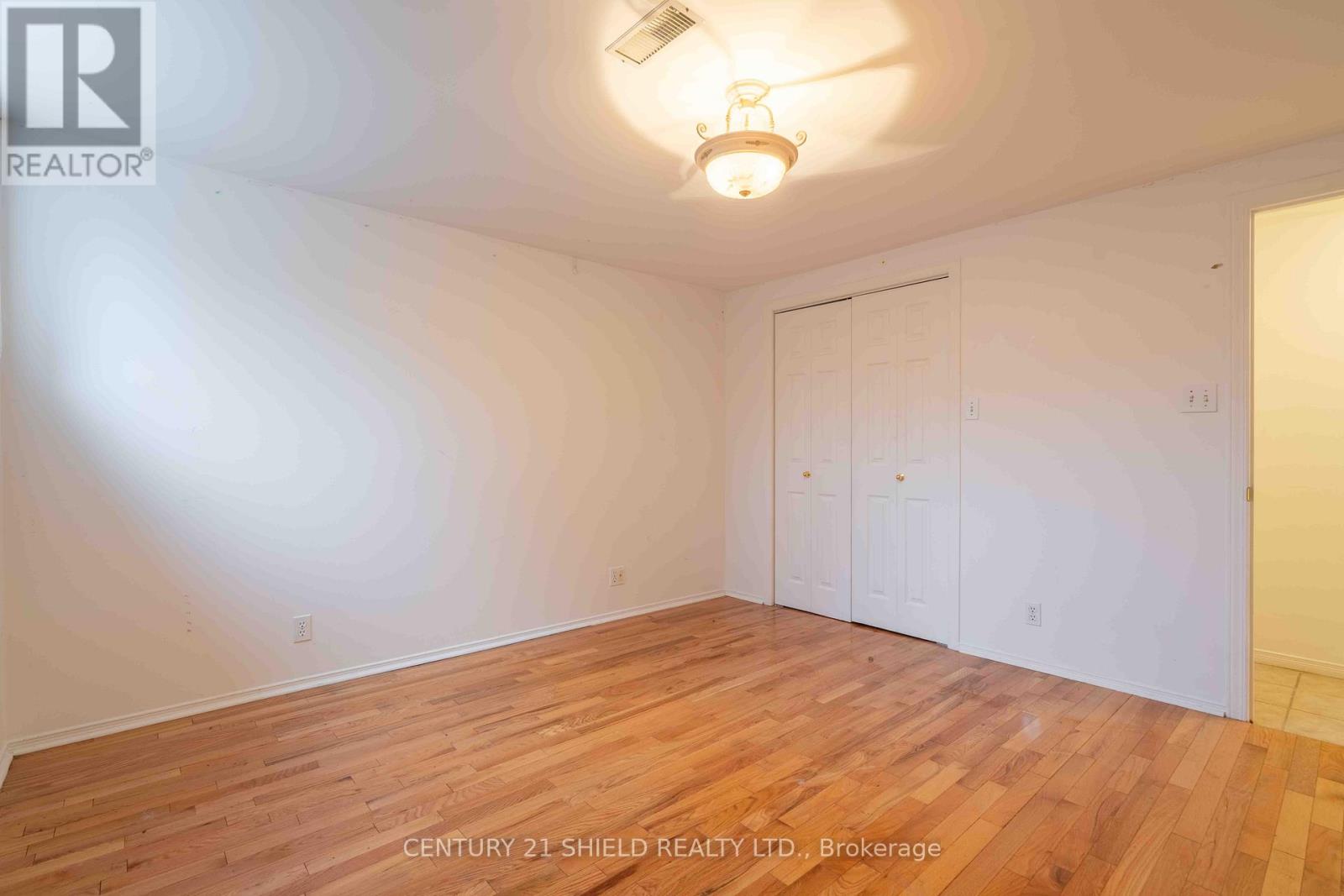 21255 MCNAUGHTON COURT E - 25