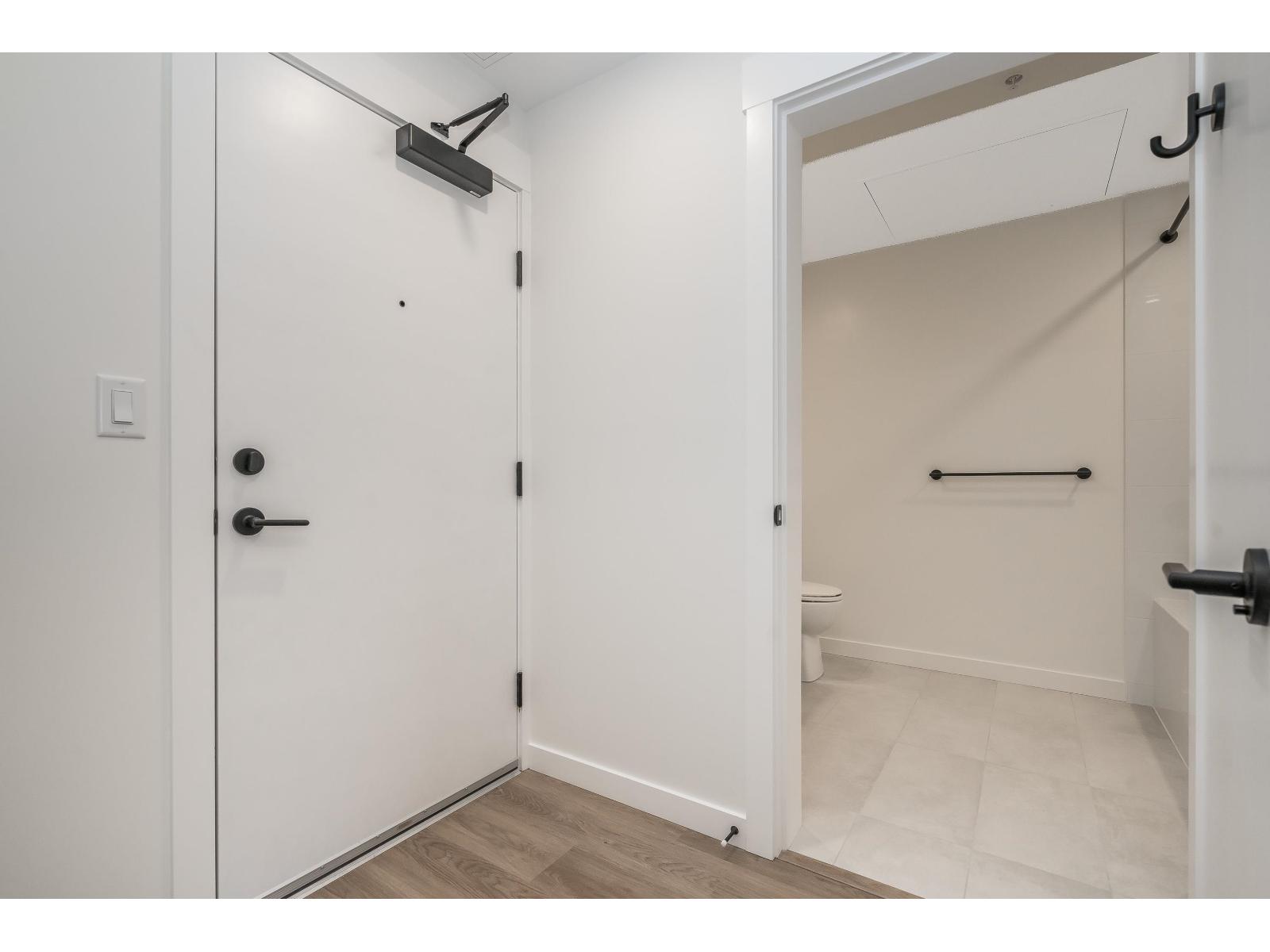 404 27218 ALDERGROVE TOWN CENTRE DRIVE, Langley