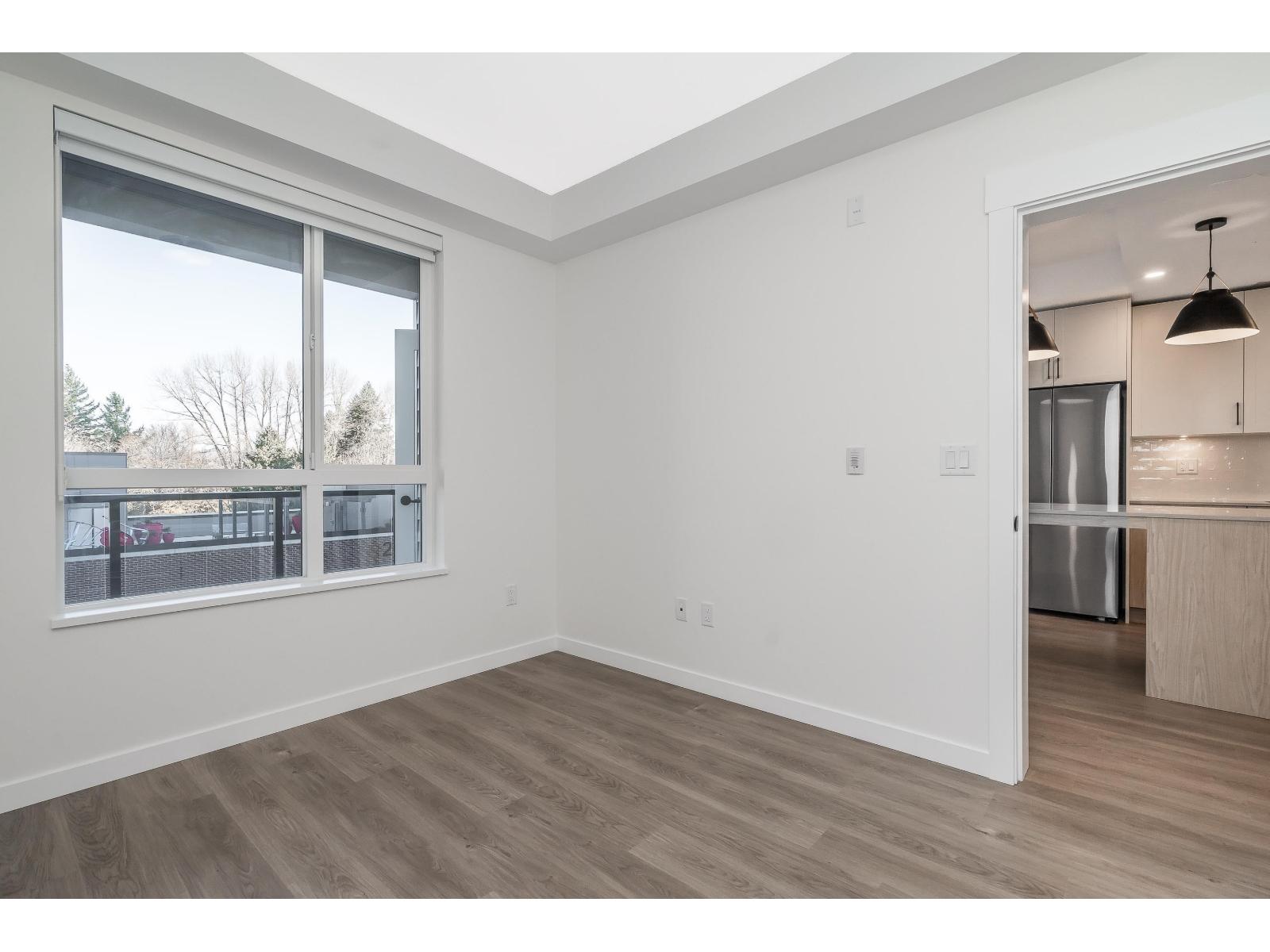 404 27218 ALDERGROVE TOWN CENTRE DRIVE, Langley