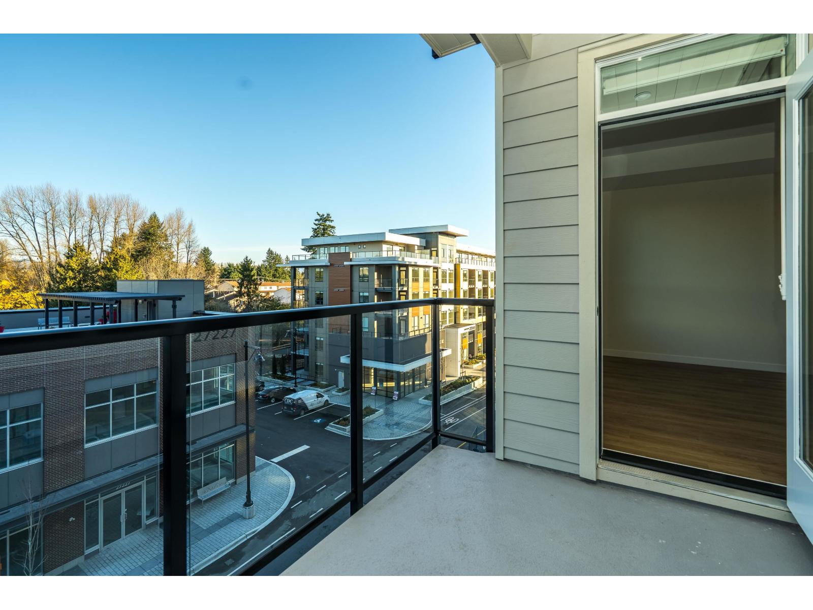 404 27218 ALDERGROVE TOWN CENTRE DRIVE, Langley