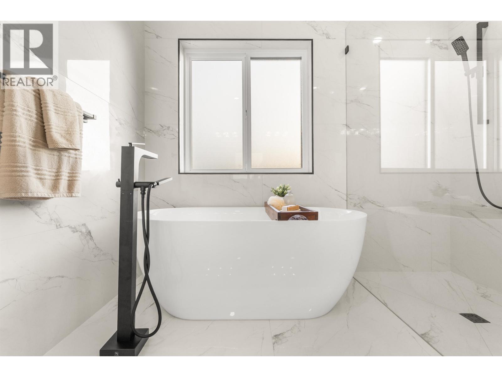 4810 42A Avenue, Delta