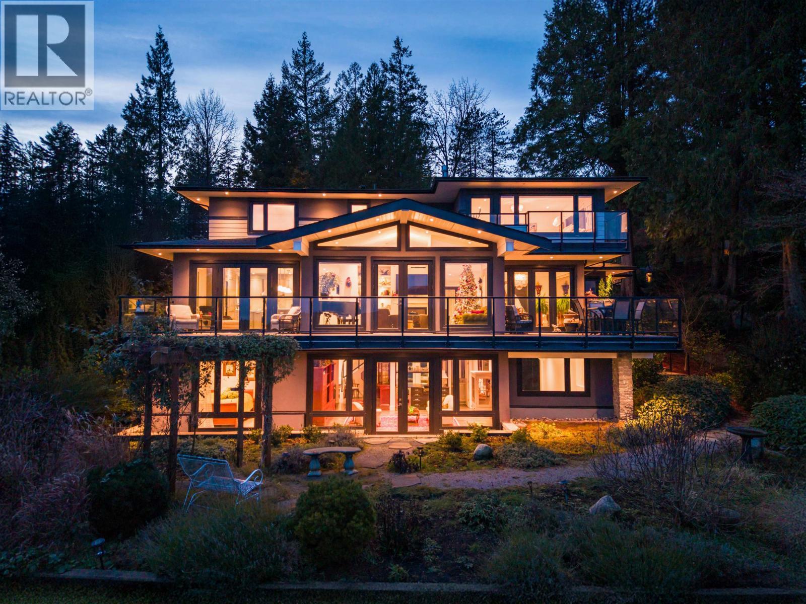 1812 CARDINAL CRESCENT, North Vancouver